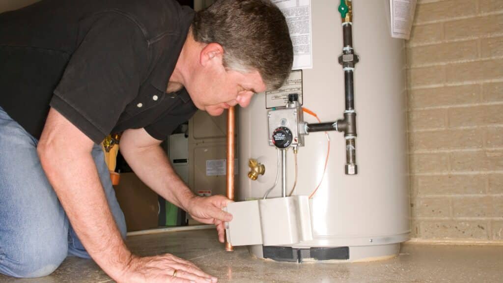 gas boiler servicing technician